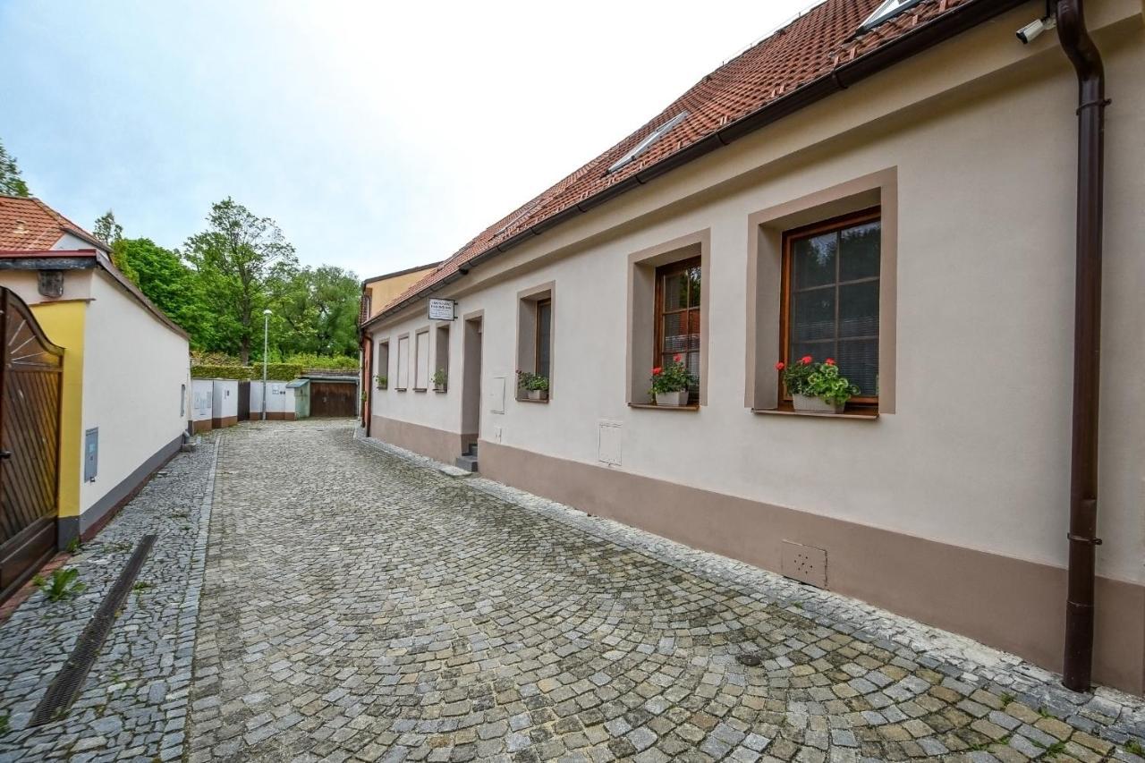 Ubytovani Pod Svetem-Apartman Třeboň Kültér fotó